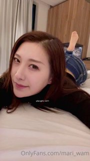 黄色网站在线在线免费看ラッキーパンチラを凝视してたのがバレて🔞